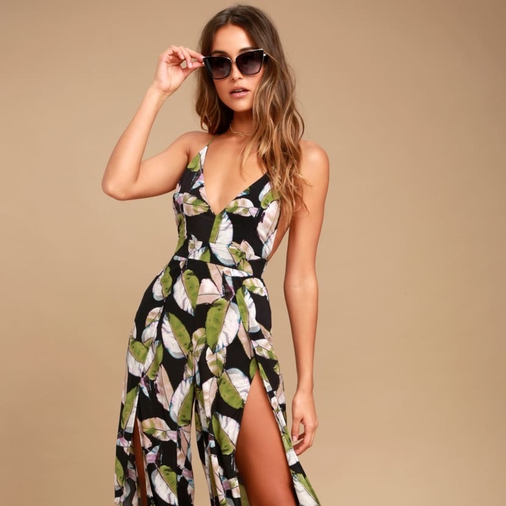 NWT Lulus san tropez black print jumpsuit size M